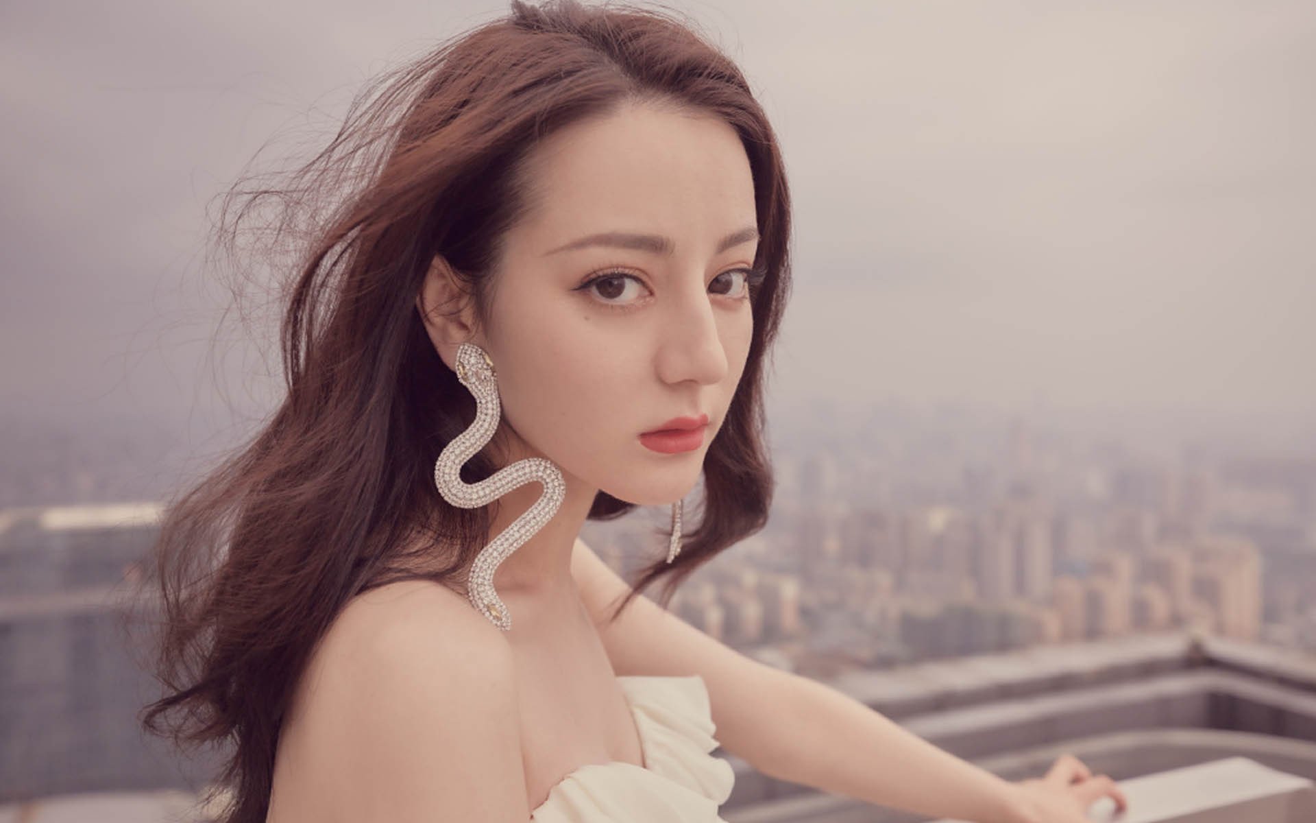 《Xiaohu：多赛季稳定发挥，展现领袖魅力》